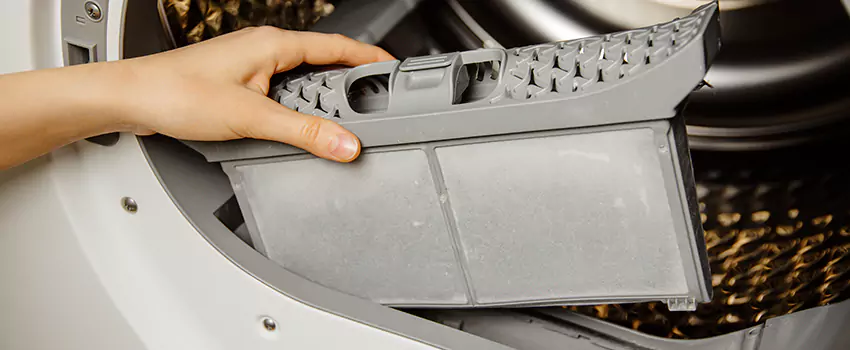 Signs Of A Clogged Dryer Lint Trap in Pasco, Washington